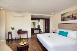 media/roomtypes/090120034812/gallery/khach-san-florida-nha-trang-18.png