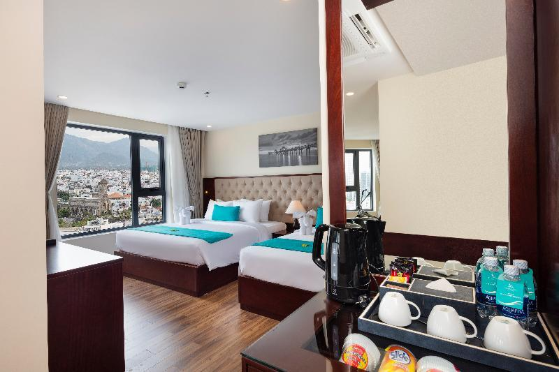 media/roomtypes/090120035416/gallery/khach-san-florida-nha-trang-26.png