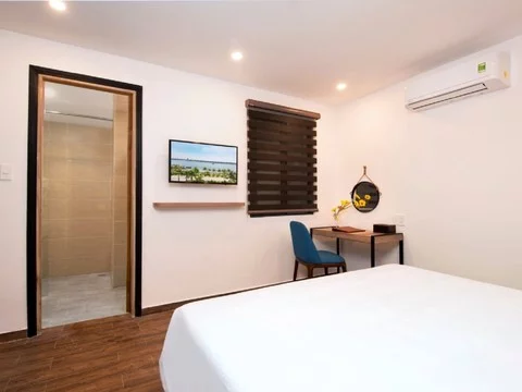 media/roomtypes/090120041054/gallery/khach-san-golden-lotus-central-nha-trang-14.png
