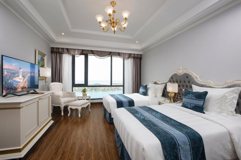 media/roomtypes/090121085826/gallery/vinpearl-hotel-quang-binh-duluxe-river-view.jpg
