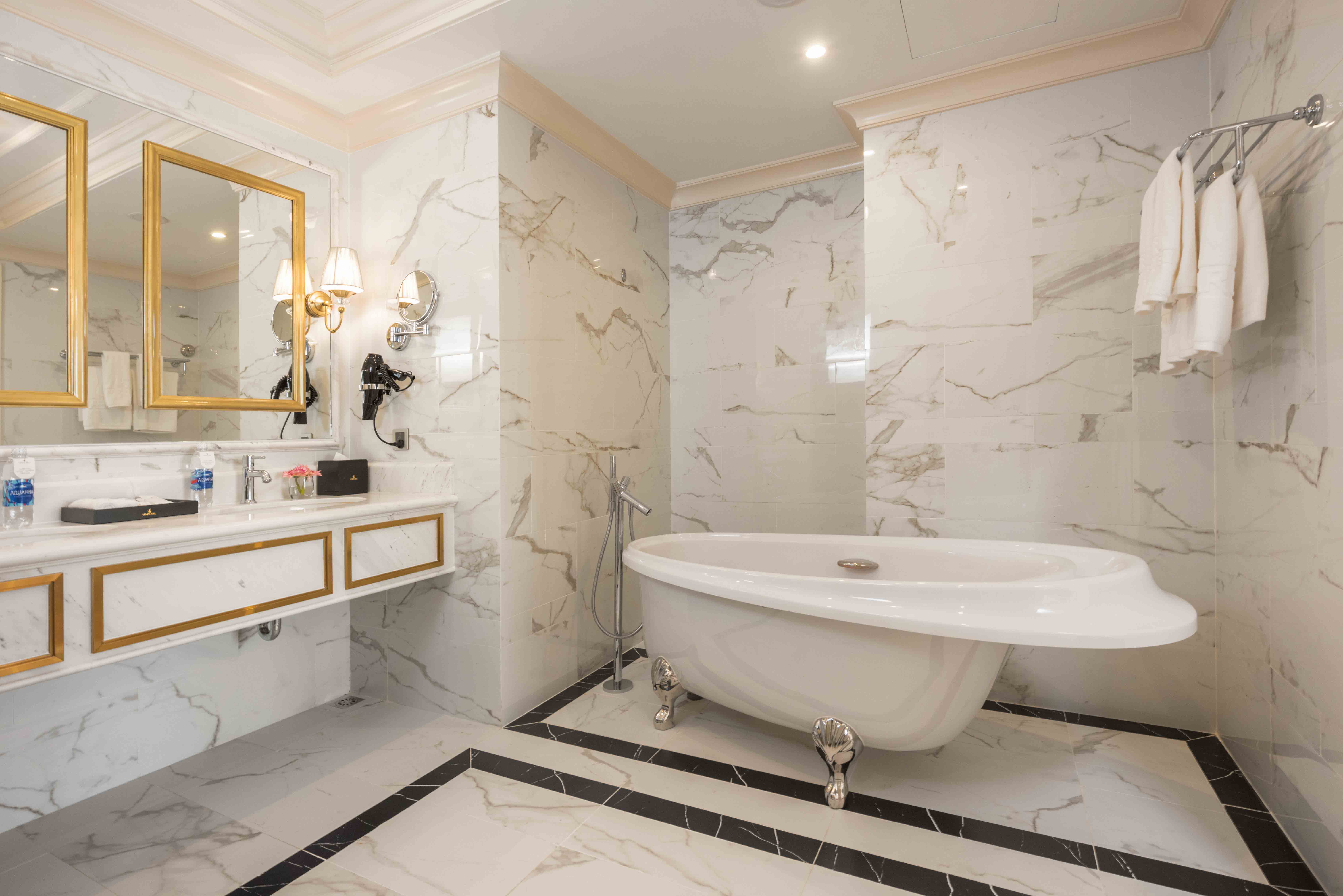 media/roomtypes/090121085905/gallery/vinpearl-hotel-quang-binh-executive.jpg