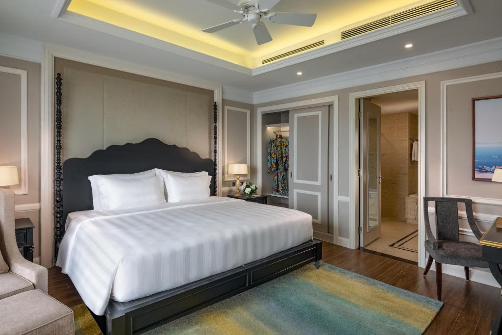media/roomtypes/090121090615/gallery/vinpearl-hotel-rivera-hai-phong-executive-3.jpg