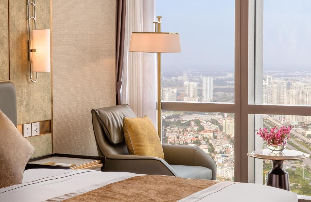 media/roomtypes/090121114420/gallery/vinpearl-luxury-landmark-81-premier-1.jpg