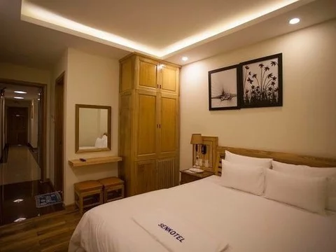 media/roomtypes/100120023632/gallery/ldw1499247464_khach_san_senkotel_nha_trang.png
