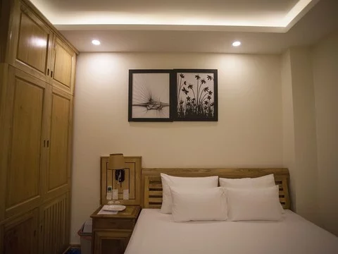 media/roomtypes/100120023632/gallery/yql1499247463_khach_san_senkotel_nha_trang.png