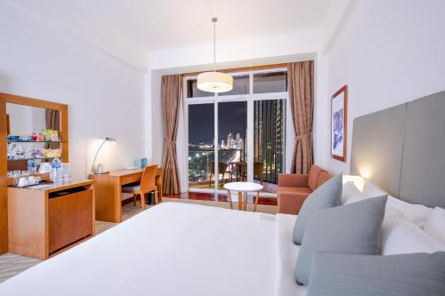 media/roomtypes/100220102628/gallery/khach-san-novotel-nha-trang-13.png