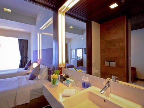 media/roomtypes/100220102747/gallery/khach-san-novotel-nha-trang-18.png