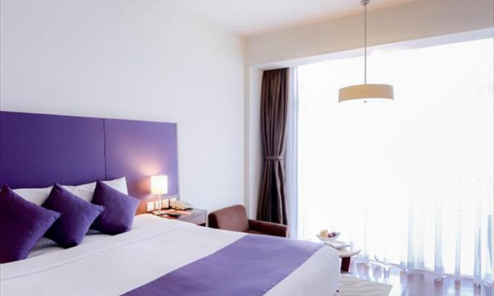 media/roomtypes/100220103200/gallery/khach-san-novotel-nha-trang-33.png