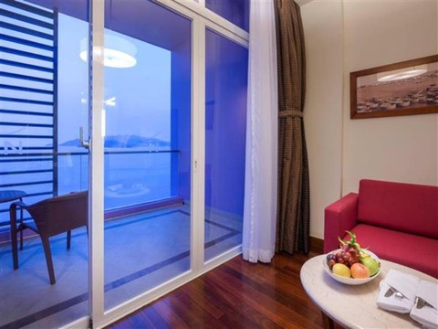 media/roomtypes/100220103200/gallery/khach-san-novotel-nha-trang-34.png
