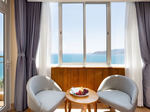 media/roomtypes/100220113244/gallery/khach-san-glory-nha-trang-43.png