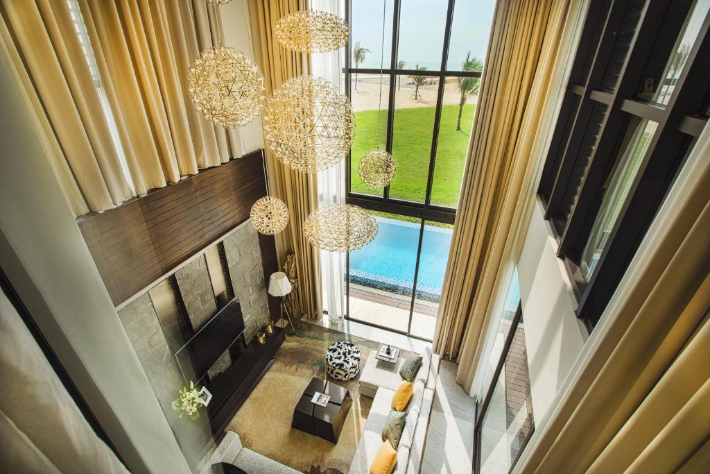 media/roomtypes/110121020659/gallery/vinpearl-resort-golf-nam-hoi-an-3-bedroom-2.jpg