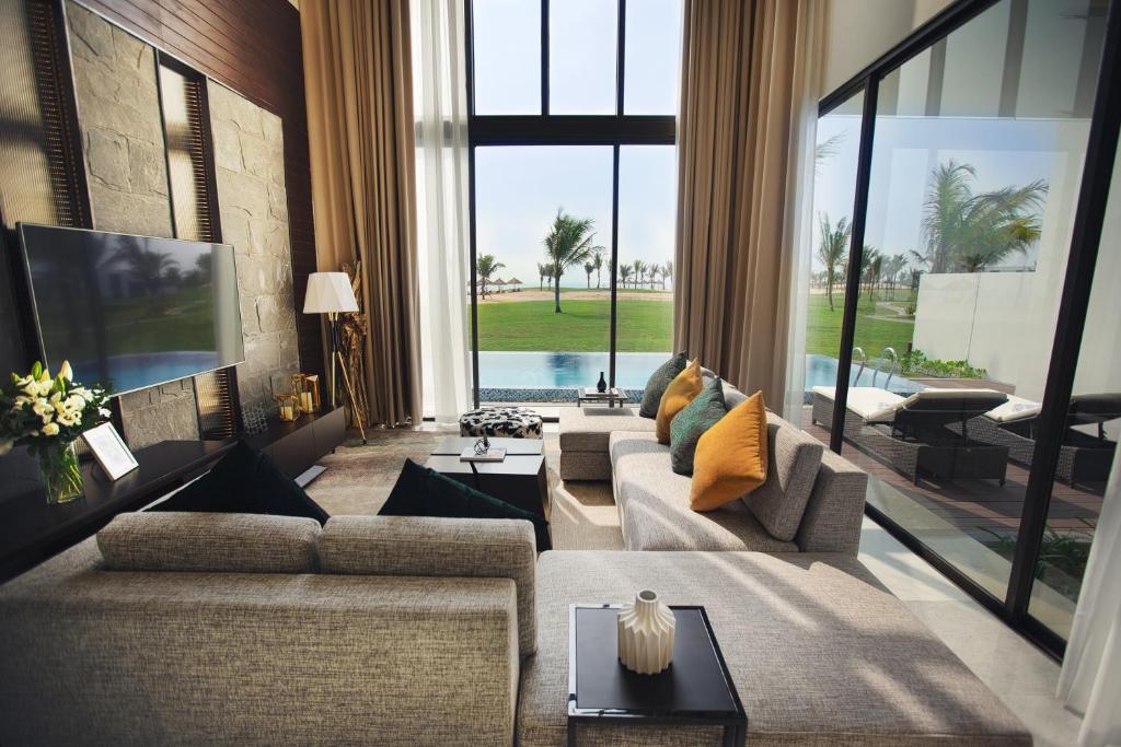 media/roomtypes/110121020659/gallery/vinpearl-resort-golf-nam-hoi-an-3-bedroom-5.jpg