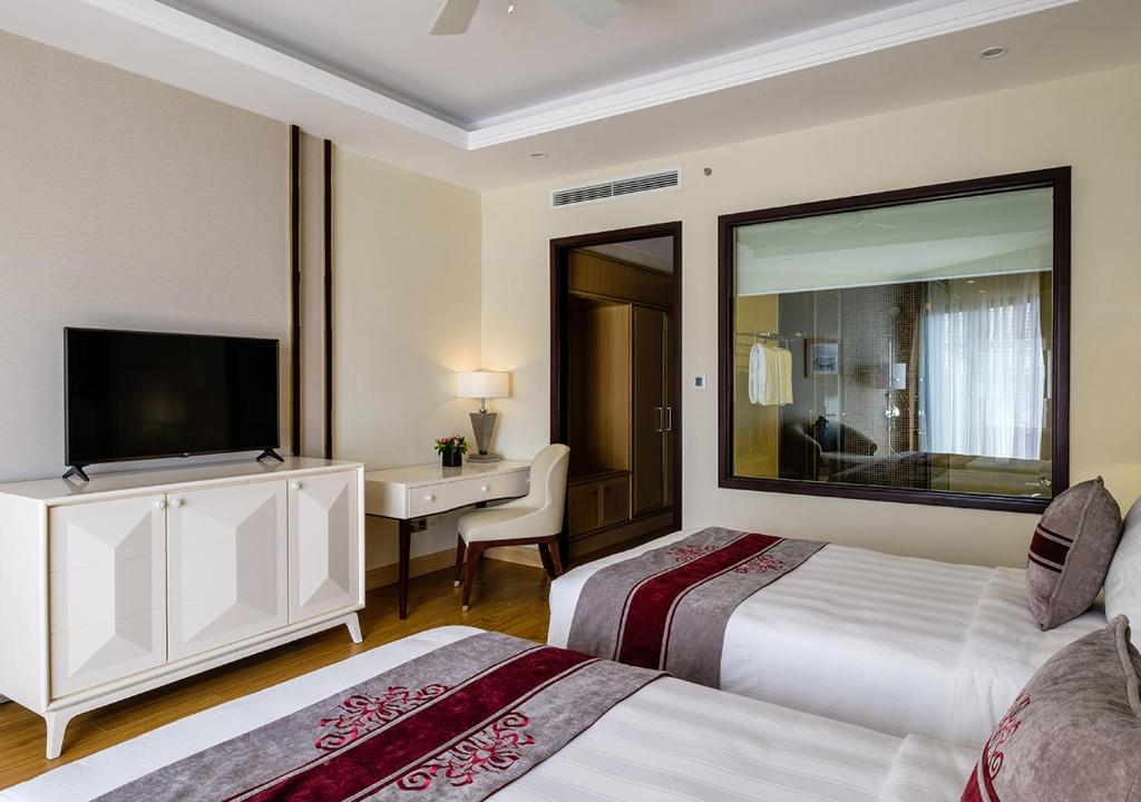 media/roomtypes/110121090811/gallery/vinpearl-resort-spa-hoi-an-duluxe-5.jpg