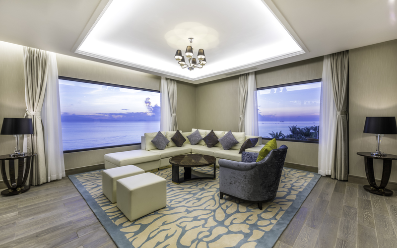 media/roomtypes/110121091236/gallery/vinpearl-resort-spa-hoi-an-presidential-suite-2.jpg