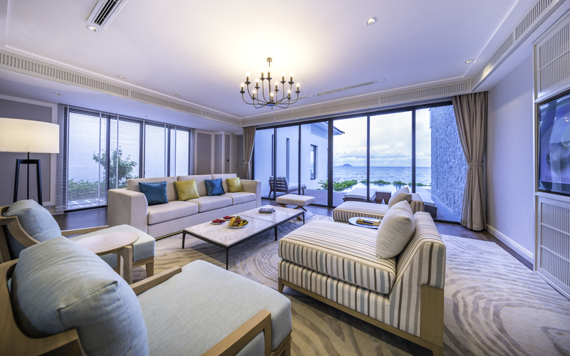 media/roomtypes/110121092741/gallery/vinpearl-resort-spa-hoi-an-villa-4-bedrooom-ocean-view.jpg