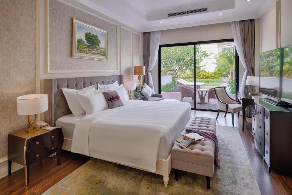 media/roomtypes/110121095317/gallery/vinpearl-discovery-2-phu-quoc-villa-3-bedroom-6.jpg