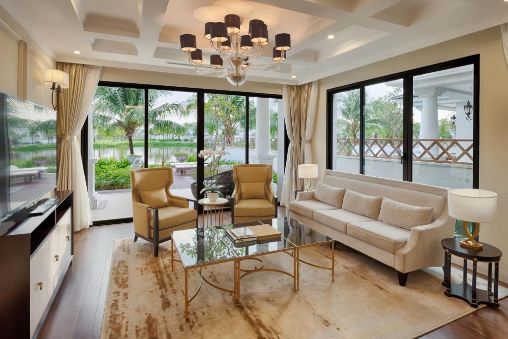 media/roomtypes/110121100345/gallery/vinpearl-discovery-2-phu-quoc-villa-4-bedroom-6.jpg