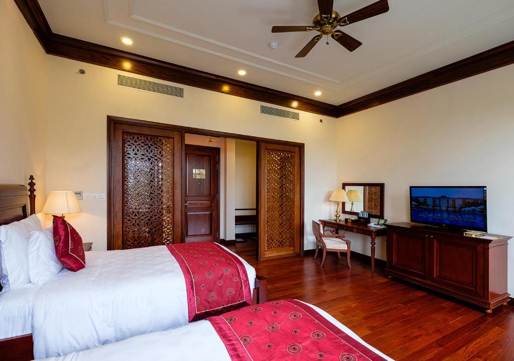 media/roomtypes/110121111952/gallery/vinpearl-luxury-da-nang-duluxe-1.jpg