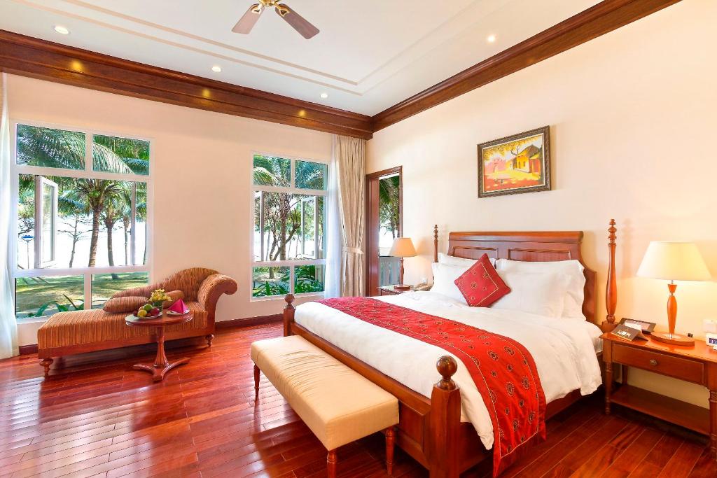 media/roomtypes/110121112133/gallery/vinpearl-luxury-da-nang-duluxe-9.jpg
