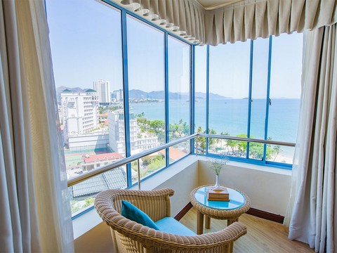 media/roomtypes/110220050811/gallery/khach-san-yasaka-sai-gon-nha-trang-14.png