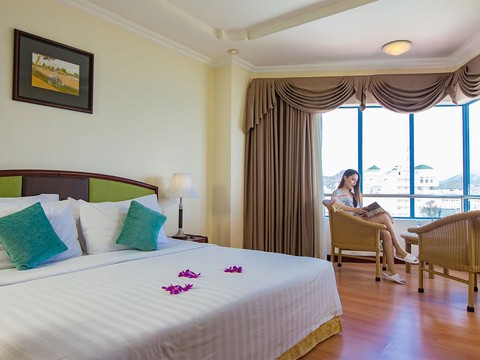 media/roomtypes/110220051039/gallery/khach-san-yasaka-sai-gon-nha-trang-29.png