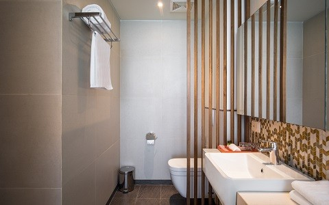 media/roomtypes/110220112036/gallery/citadines_bayfront_nha_trang_12.png