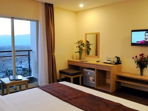 media/roomtypes/120220041146/gallery/khach-san-begonia-29.png