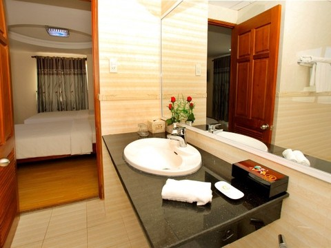 media/roomtypes/120220041418/gallery/khach-san-begonia-39.png