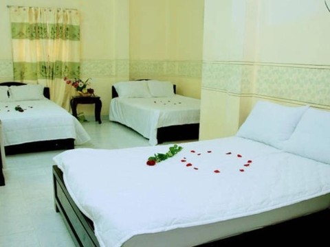 media/roomtypes/130120043213/gallery/oyo1540538105_khach_san_thien_ma_nha_trang.png