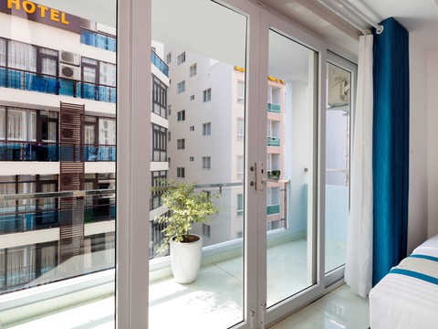 media/roomtypes/130120050623/gallery/khach-san-arima-nha-trang-17.png
