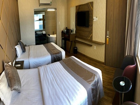 media/roomtypes/130120100327/gallery/jei1539919291_khach_san_new_sun_nha_trang.png