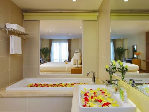 media/roomtypes/130220042508/gallery/khach_san_rosaka_nha_trang_28.png