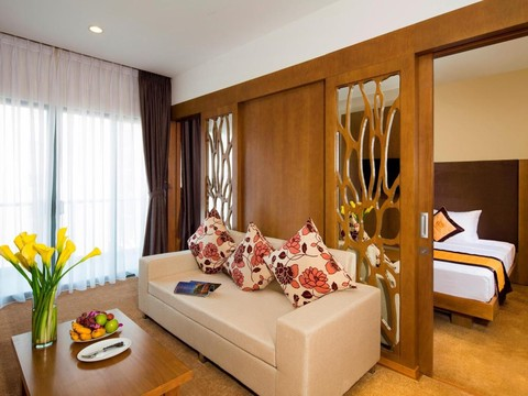 media/roomtypes/130220114708/gallery/galina_hotel_spa_22.png
