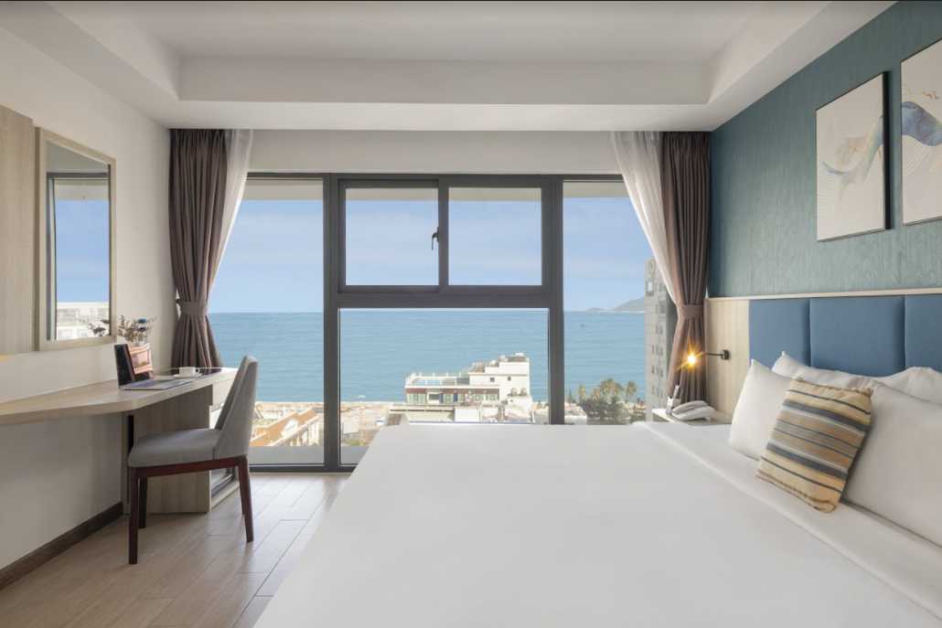 Superior Sea view 