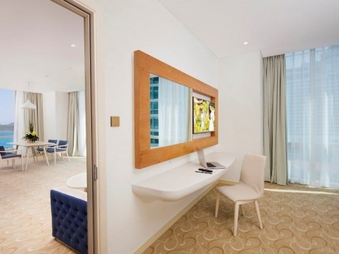 media/roomtypes/150220100054/gallery/khach_san_diamond_bay_nha_trang_44.png