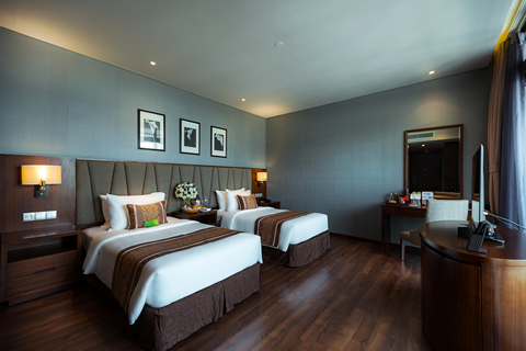 media/roomtypes/160120043805/gallery/qyx1534256030_boton_blue_hotel_spa.png