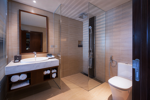 media/roomtypes/160120044048/gallery/3jq1534255993_boton_blue_hotel_spa.png