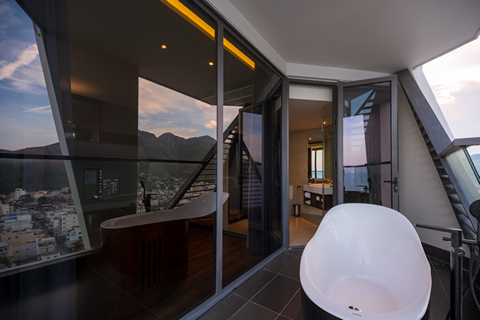 media/roomtypes/160120044311/gallery/ool1534255924_boton_blue_hotel_spa.png
