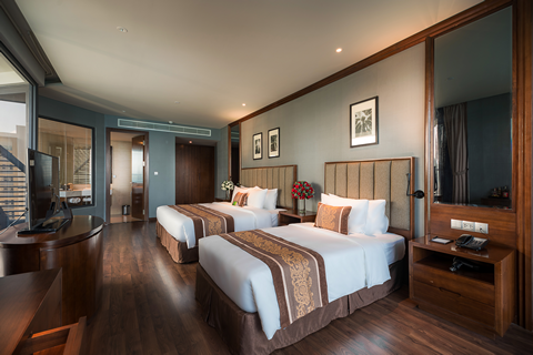 media/roomtypes/160120044507/gallery/mco1534255889_boton_blue_hotel_spa.png