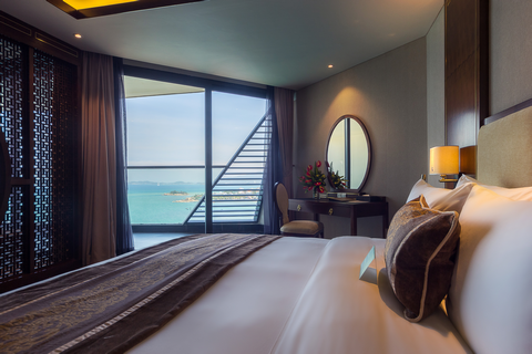 media/roomtypes/160120044642/gallery/ca01534255836_boton_blue_hotel_spa.png