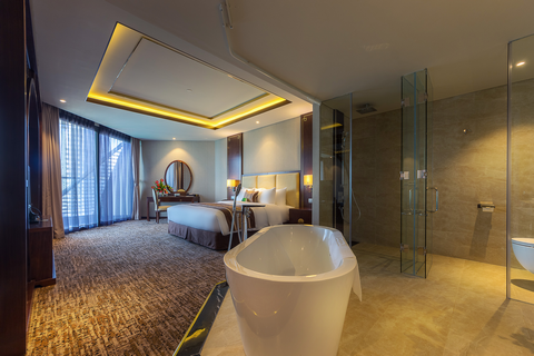 media/roomtypes/160120044642/gallery/hvz1534255832_boton_blue_hotel_spa.png