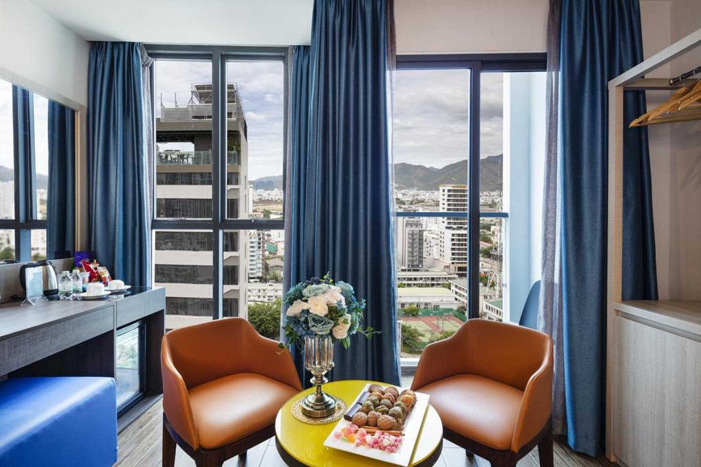media/roomtypes/160323022143/gallery/aaron-hotel-nha-trang-3-4.jpg