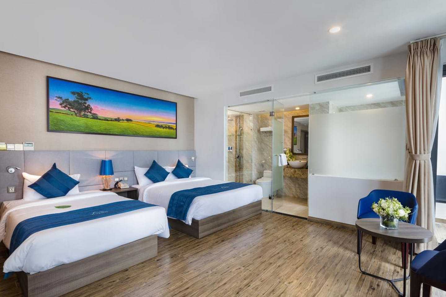 media/roomtypes/160323023018/gallery/aaron-hotel-nha-trang-5-2.jpg