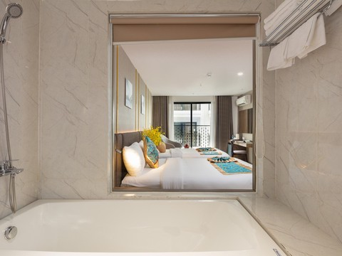 media/roomtypes/170220041553/gallery/sochi_hotel_40.png