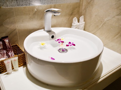 media/roomtypes/170220090912/gallery/boss-hotel-nha-trang-12.png