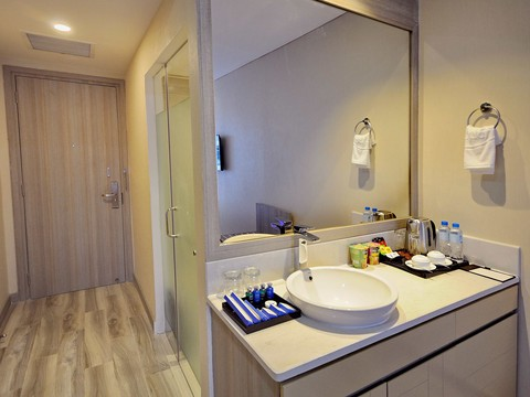 media/roomtypes/170220095259/gallery/the-mcr-luxury-nha-trang-11.png