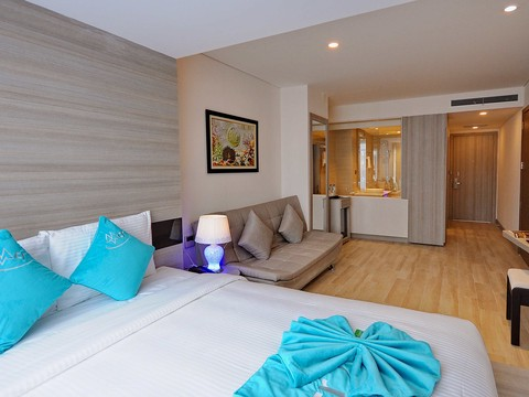 media/roomtypes/170220095432/gallery/the-mcr-luxury-nha-trang-17.png