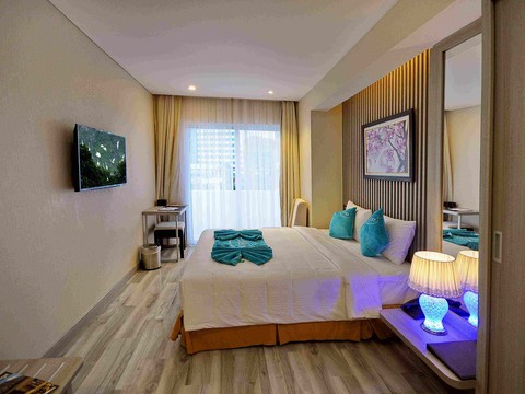 media/roomtypes/170220095528/gallery/the-mcr-luxury-nha-trang-24.png