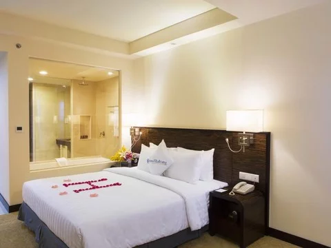 media/roomtypes/190120025309/gallery/qvy1540536436_khach_san_havana_nha_trang.png