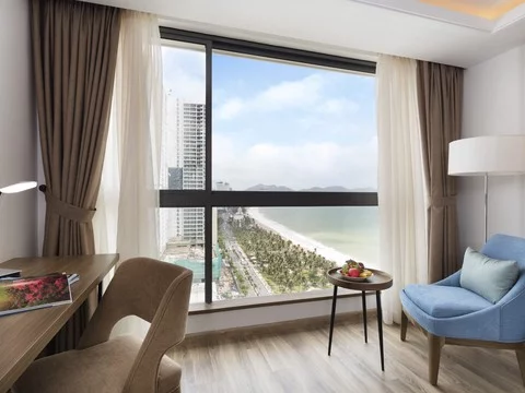 media/roomtypes/190120031618/gallery/khach-san-comodo-nha-trang-15.png